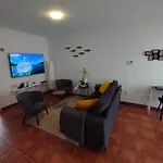 Casa 35 Barrio El Charco Villa